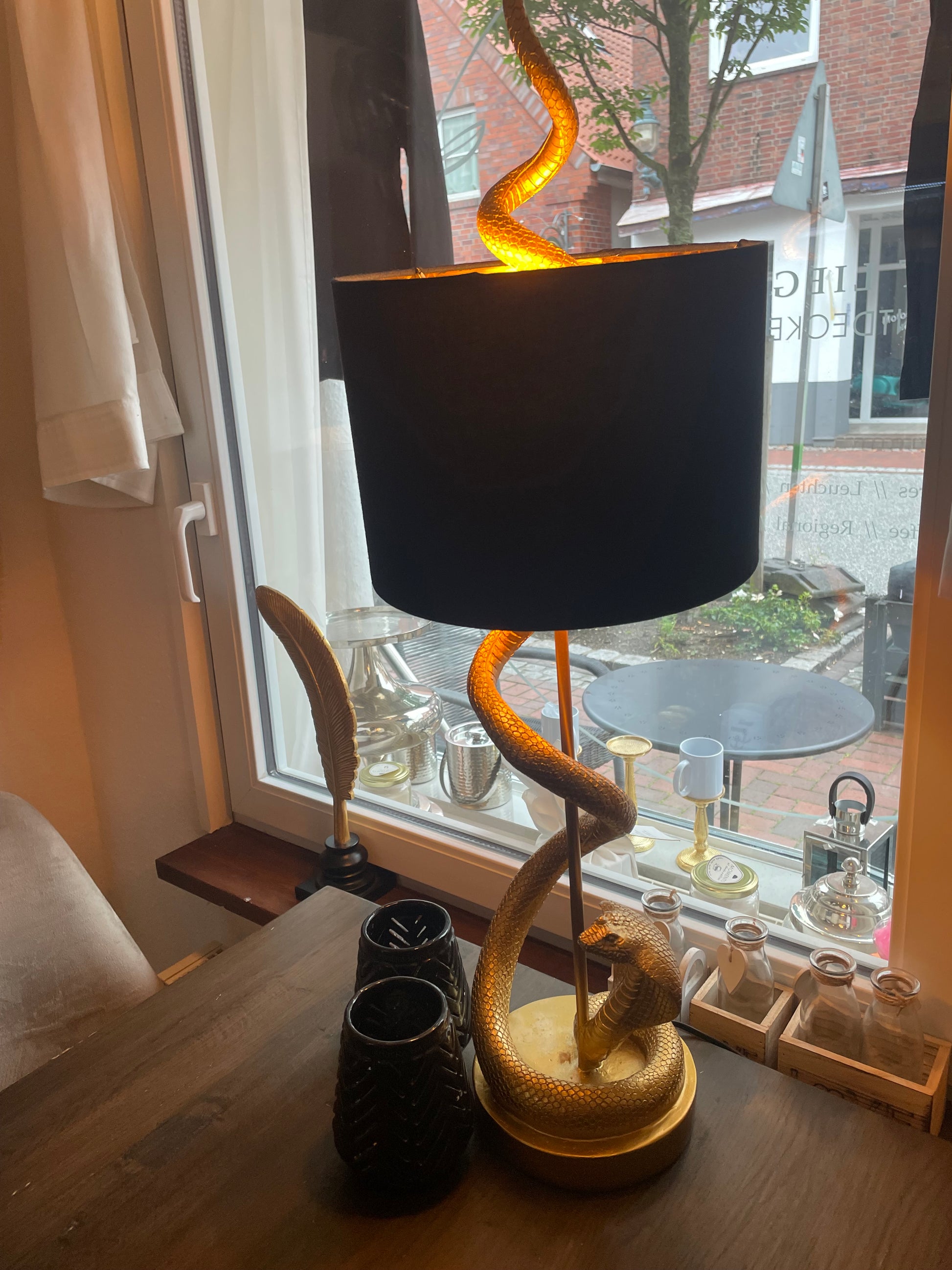 Design-Tischlampe „GOLDEN COBRA“ - Deko Café Living Provence