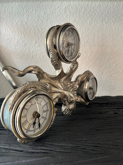 Dekoskulptur „Octopus Clock“ - Deko Café Living Provence 