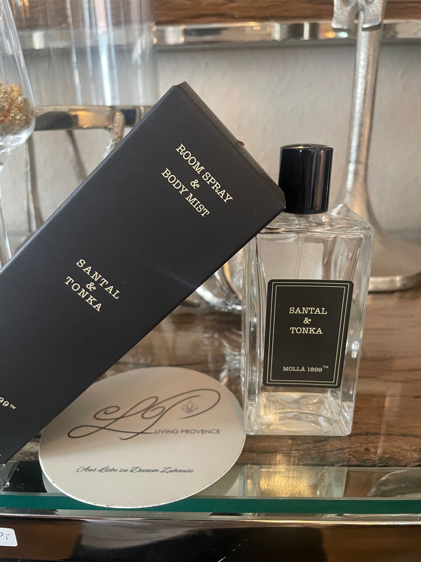 Duftspray Santal & Tonka von Cereria Mollá – mit eleganter Verpackung“