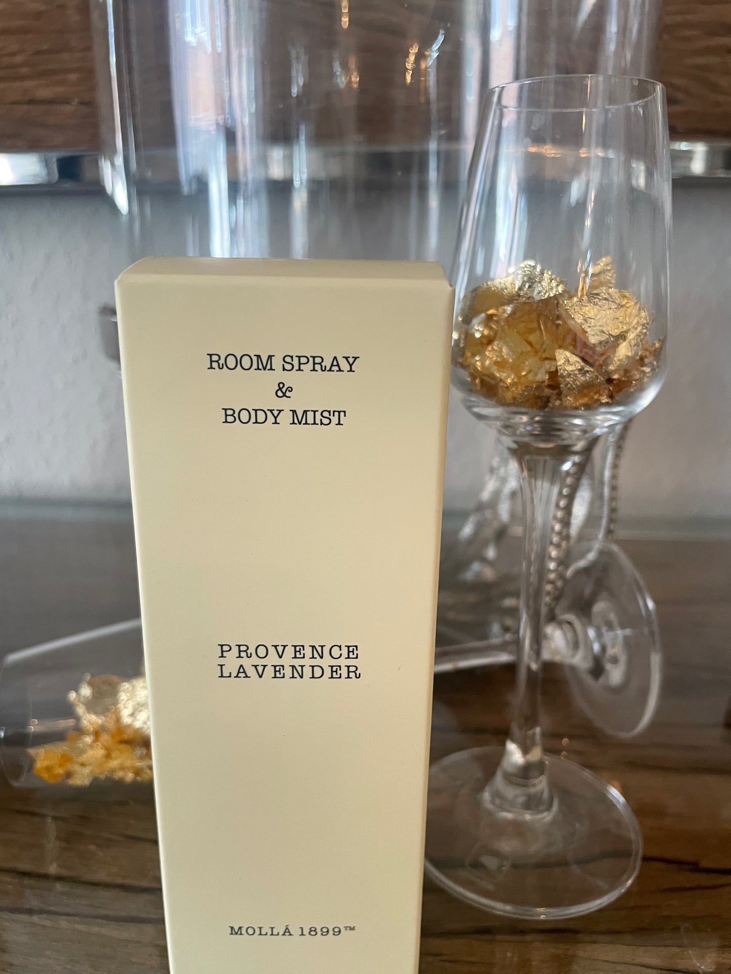 Duftspray Provence Lavendel im Schlafzimmer – beruhigende Aromatherapie